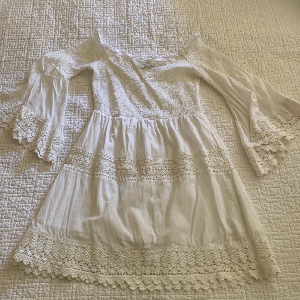 Bershka Off-Shoulder White Dress - Picture 3 of 4